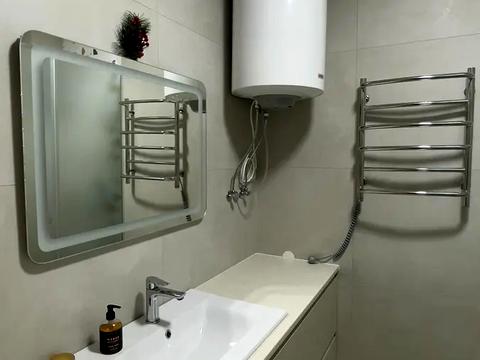 квартира за адресою Салютна вул., (Будинок 02301-02303)