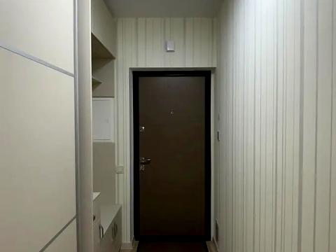 квартира за адресою Салютна вул., (Будинок 02301-02303)