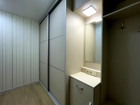 квартира за адресою Салютна вул., (Будинок 02301-02303)