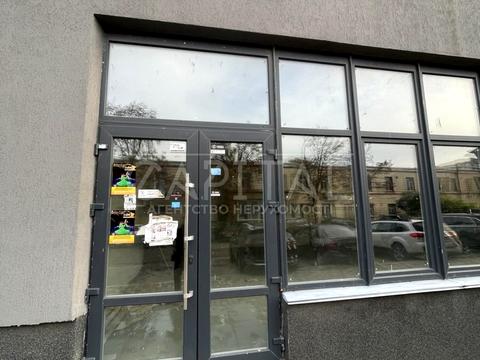 коммерческая по адресу Николая Гулака ул., 2-А