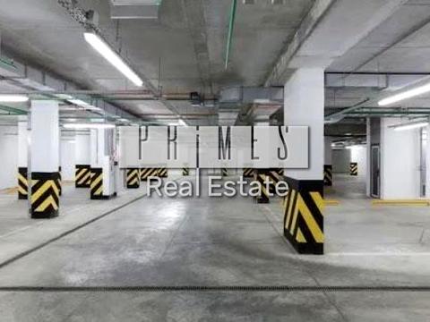 паркоместо по адресу Андрея Верхогляда ул. (Михайла Драгомирова), 16