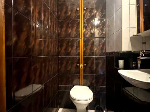 квартира за адресою Анни Ахматової вул., 3-А