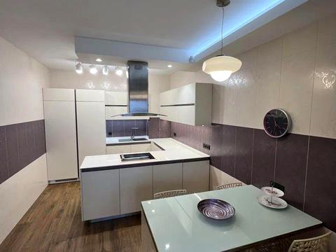 квартира за адресою Драгоманова вул., 40-Е