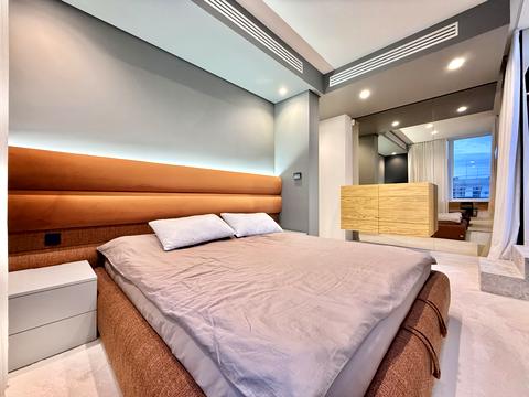 квартира по адресу Днепровская набережная ул., 18-Б