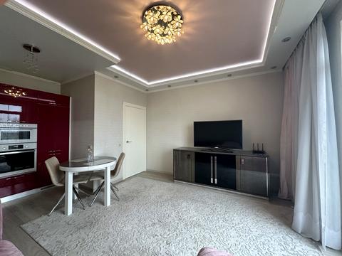 квартира за адресою Дмитра Луценка вул. (Крейсера "Аврора"), 6