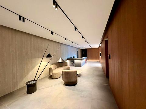 коммерческая по адресу Исполкомовская ул., 15-А