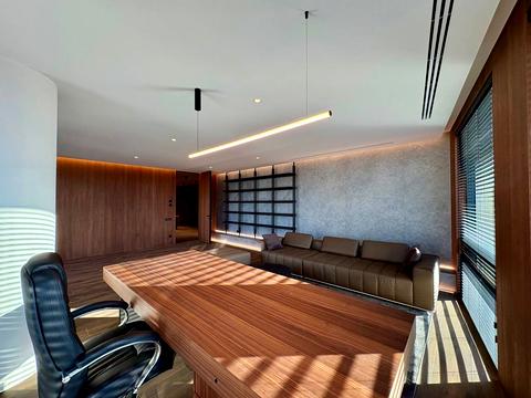 коммерческая по адресу Исполкомовская ул., 15-А