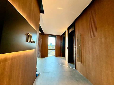 коммерческая по адресу Исполкомовская ул., 15-А