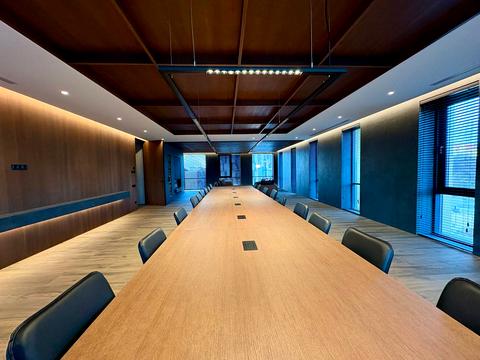 коммерческая по адресу Исполкомовская ул., 15-А