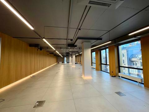 коммерческая по адресу Исполкомовская ул., 15-А