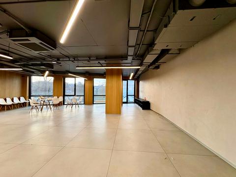 коммерческая по адресу Исполкомовская ул., 15-А