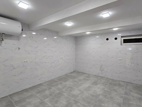 коммерческая по адресу Героїв Небесної Сотні ул. (Уральська), 4