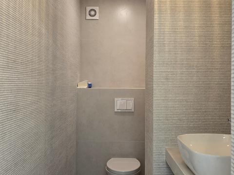 коммерческая по адресу Героїв Небесної Сотні ул. (Уральська), 4