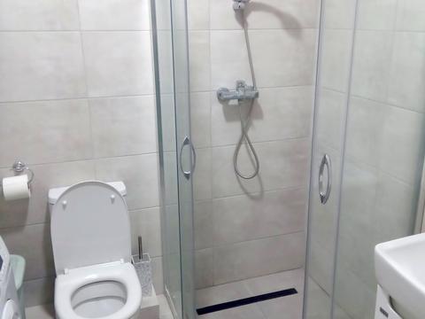 квартира за адресою Салютна вул., 2к6