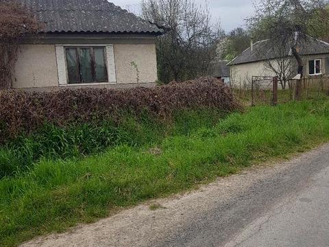 ділянка за адресою Травнева