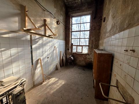 коммерческая по адресу Виробнича, 26