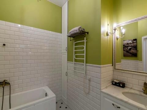 квартира по адресу Михаила Грушевского ул. (Карла Либкнехта), 4-Б