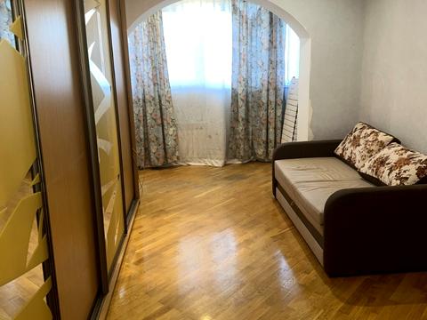 квартира за адресою Анни Ахматової вул., 43