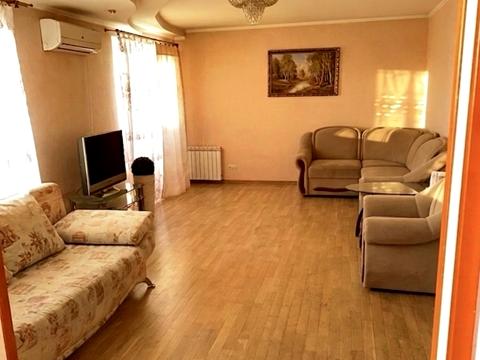 квартира за адресою Анни Ахматової вул., 43