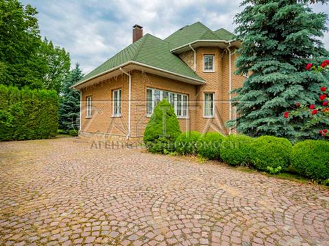 будинок за адресою Лугова