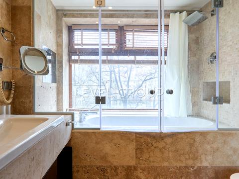 квартира за адресою Миколи Міхновського бульв. (Дружби народів), 32