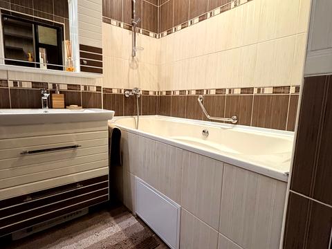 квартира за адресою Незалежності бульв. (50 років Жовтня), 14/1