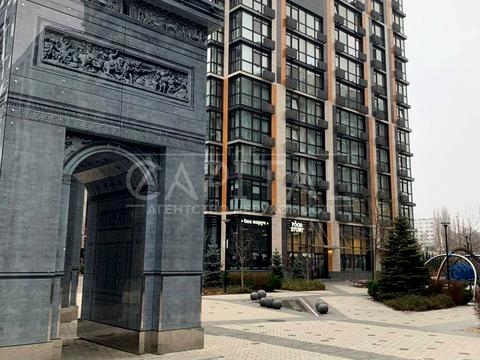 комерційна за адресою Джона Маккейна вул. (Івана Кудрі), 1-Б