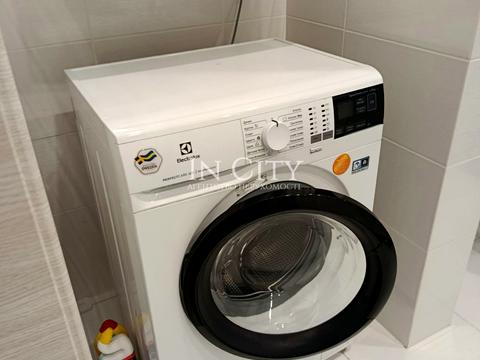 квартира за адресою Лабораторний пров., 7