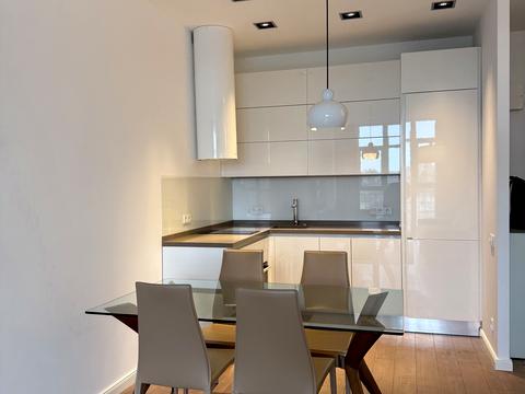 квартира за адресою Андрія Верхогляда вул. (Михайла Драгомирова), 16