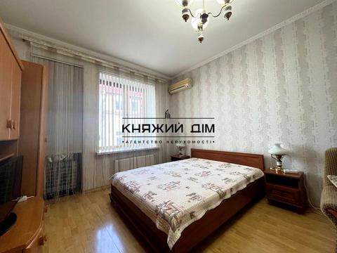 квартира по адресу Дмитриевская ул., 46