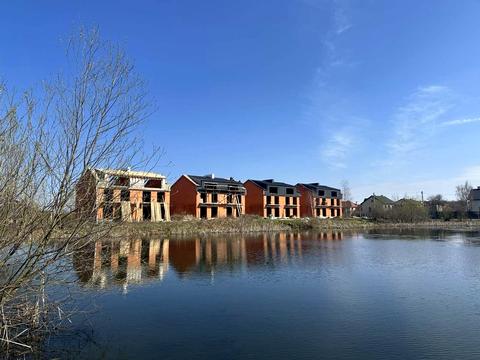 будинок за адресою Озерна