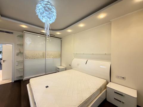 квартира за адресою Раїси Окіпної вул., 18