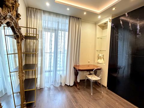 квартира за адресою Раїси Окіпної вул., 18