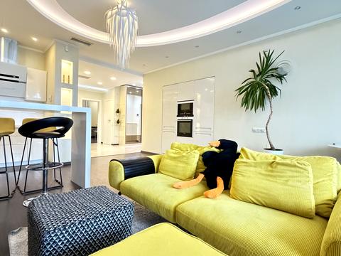 квартира за адресою Раїси Окіпної вул., 18