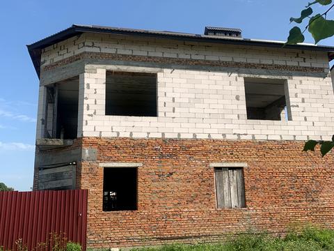 коммерческая по адресу  Староконстантинов, Миру ул., 1