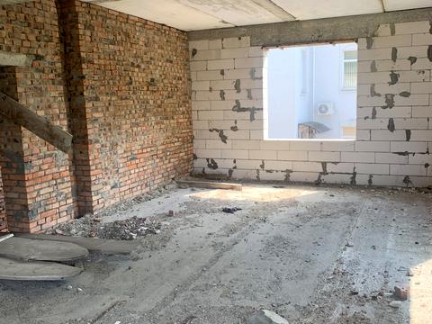 коммерческая по адресу  Староконстантинов, Миру ул., 1