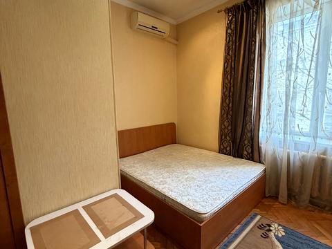 квартира за адресою Добровольців вул., 5