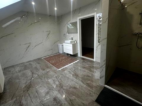 будинок за адресою миру, 65