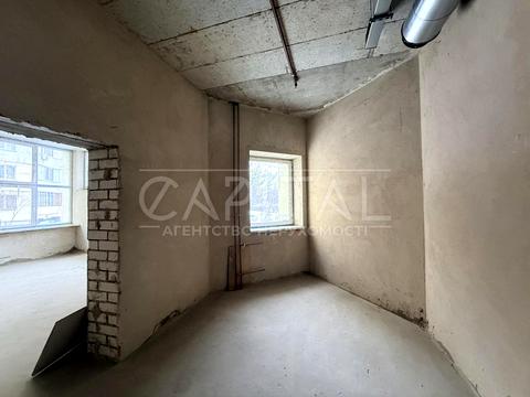 комерційна за адресою Київ, Федора Ернста вул., 8а