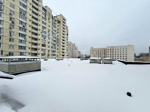 комерційна за адресою Київ, Федора Ернста вул., 8а