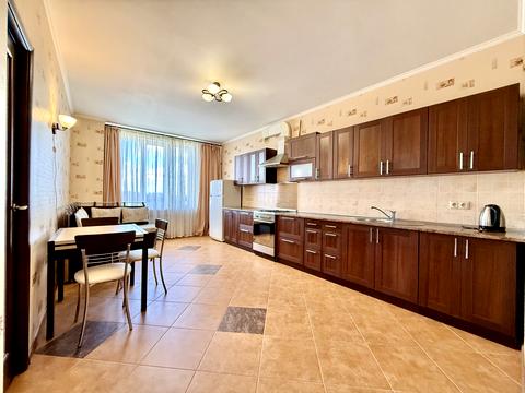 квартира за адресою Павла Скоропадського вул., 8