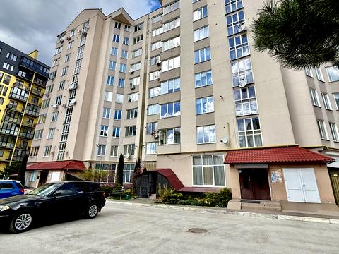 квартира за адресою Павла Скоропадського вул., 8