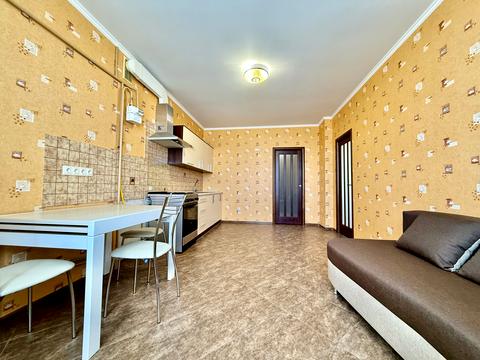 квартира за адресою Павла Скоропадського вул., 8