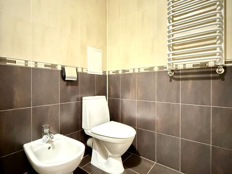 квартира за адресою Павла Скоропадського вул., 8