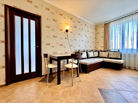 квартира за адресою Павла Скоропадського вул., 8