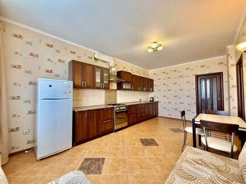 квартира за адресою Павла Скоропадського вул., 8