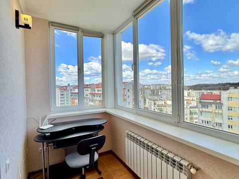 квартира за адресою Павла Скоропадського вул., 8