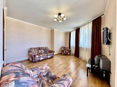 квартира за адресою Павла Скоропадського вул., 8