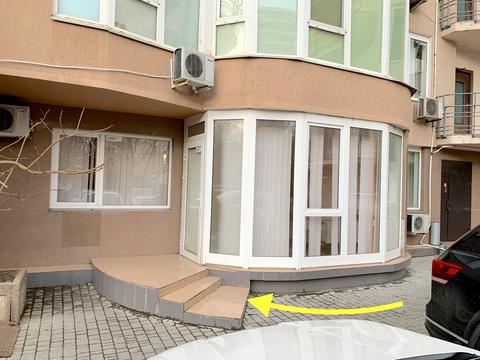 комерційна за адресою Обсерваторний пров., 2/6