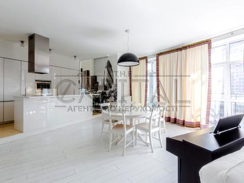 квартира за адресою Євгена Коновальця вул. (Щорса), 32-Б